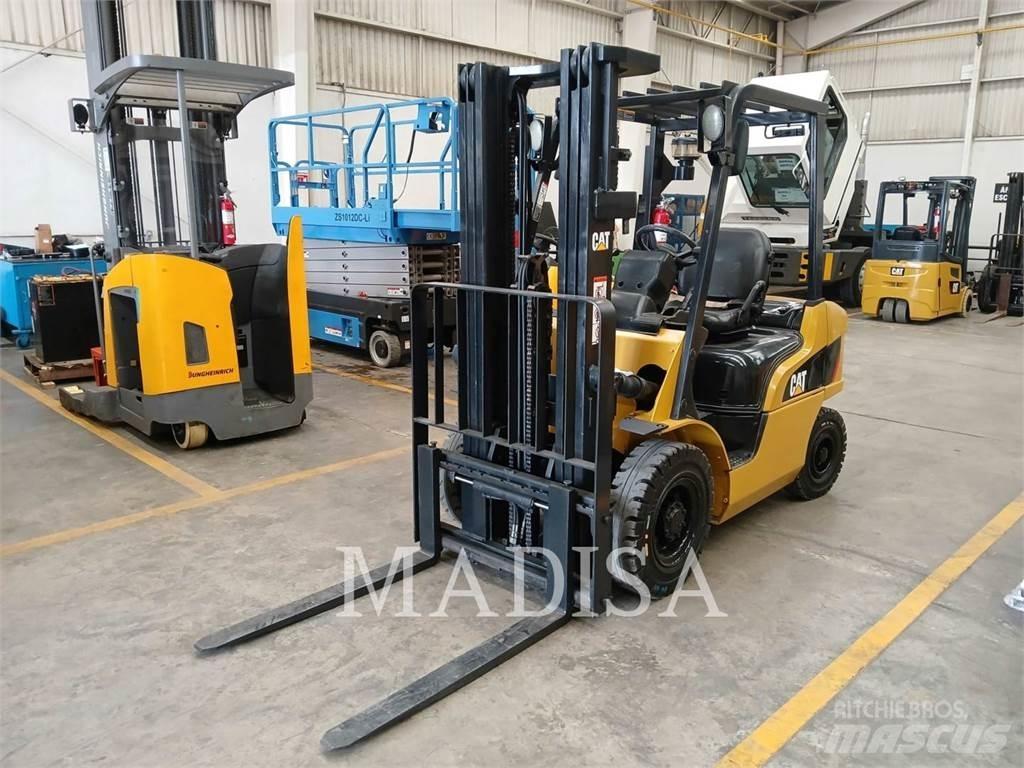 CAT LIFT TRUCKS DP25NM5 フォークリフト - その他