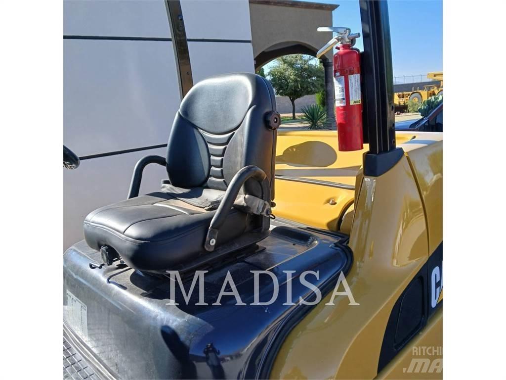 CAT LIFT TRUCKS DP50NM ディーゼル・軽油