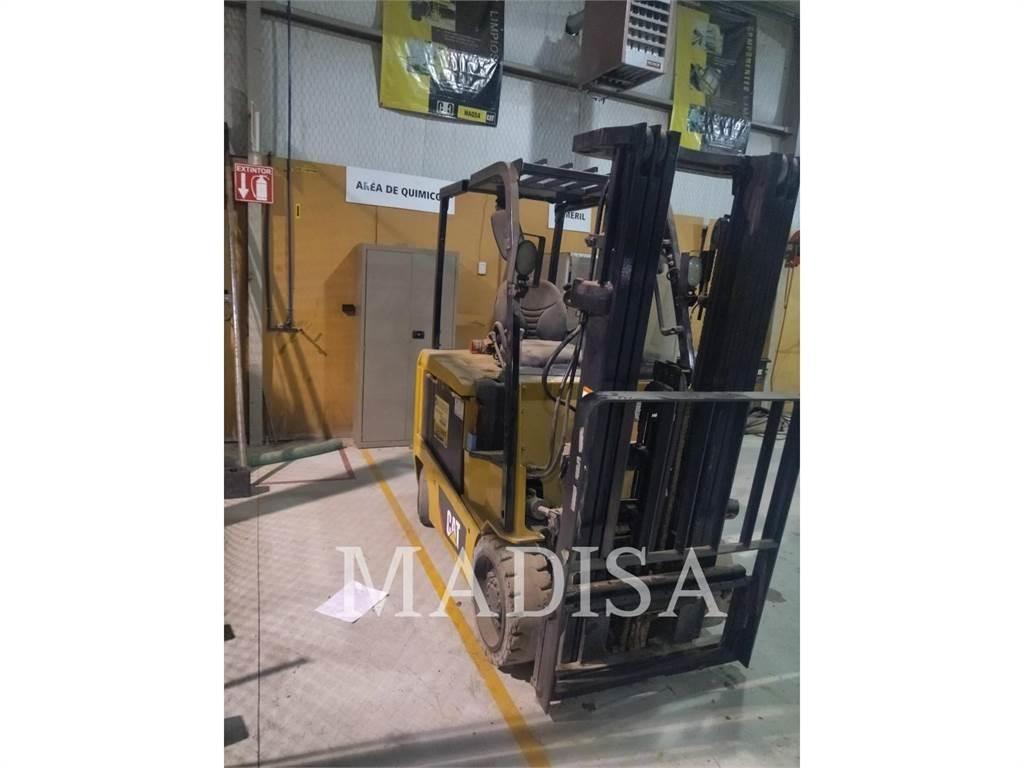 CAT LIFT TRUCKS EC25LN2 フォークリフト - その他