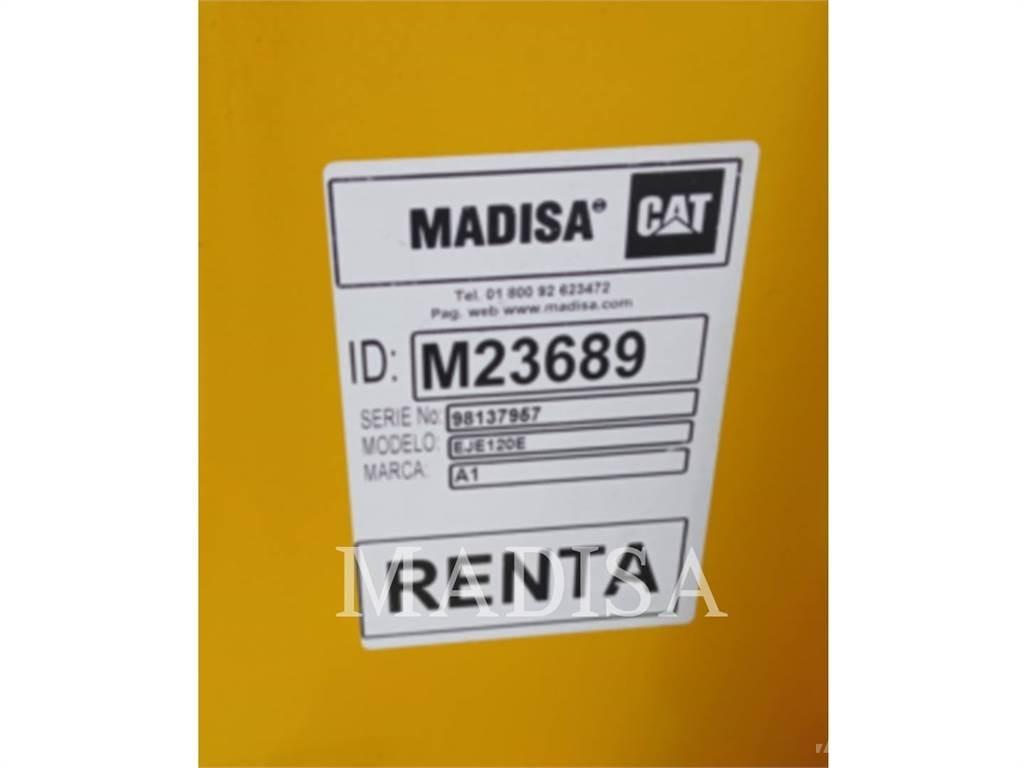 CAT LIFT TRUCKS EJE120E スキッダー