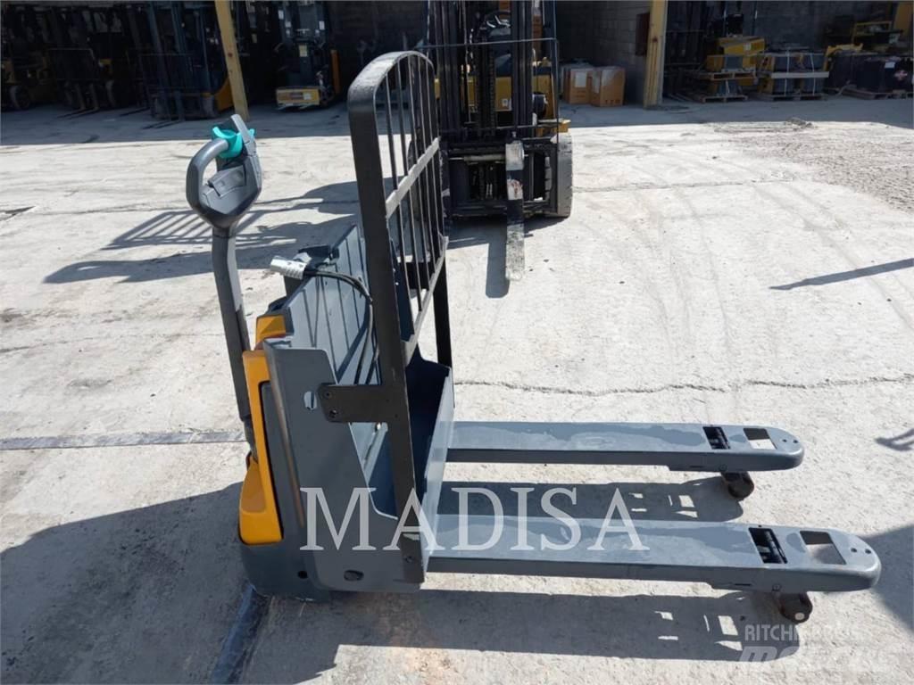 CAT LIFT TRUCKS EJE120E フォークリフト - その他