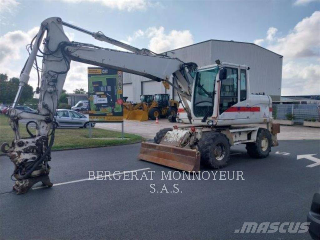 CAT M313D ホイール式油圧ショベル（パワーショベル・ユンボ・バックホー）