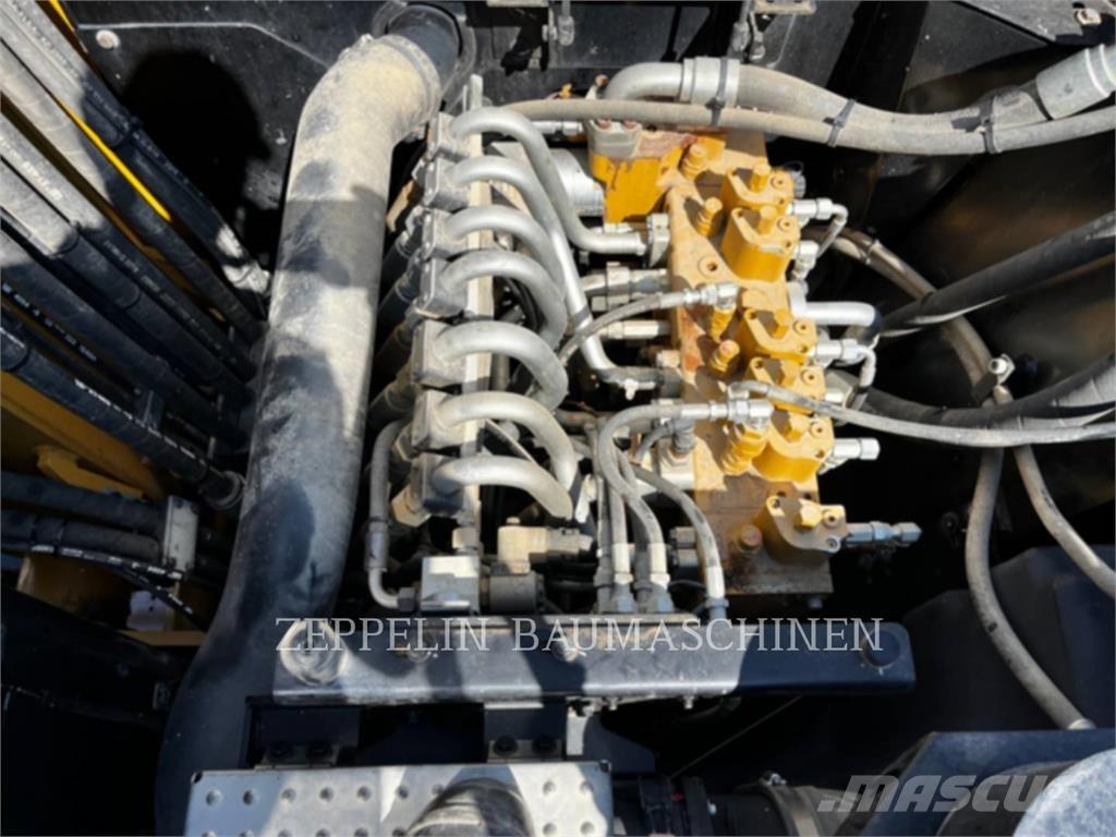CAT M315F ホイール式油圧ショベル（パワーショベル・ユンボ・バックホー）