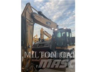 CAT M320F ホイール式油圧ショベル（パワーショベル・ユンボ・バックホー）