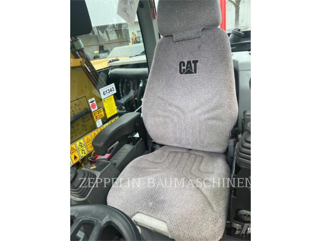 CAT M320F ホイール式油圧ショベル（パワーショベル・ユンボ・バックホー）
