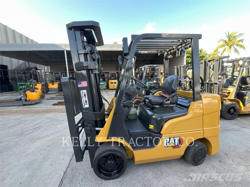 CAT MCF2C60004 LPGフォークリフト
