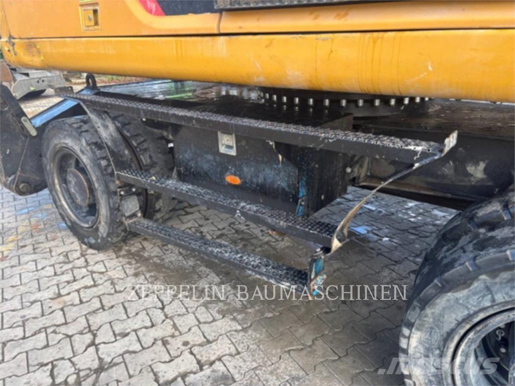 CAT MH3022 解体油圧ショベル