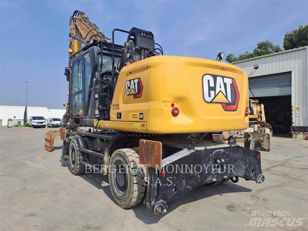 CAT MH3024 ホイール式油圧ショベル（パワーショベル・ユンボ・バックホー）