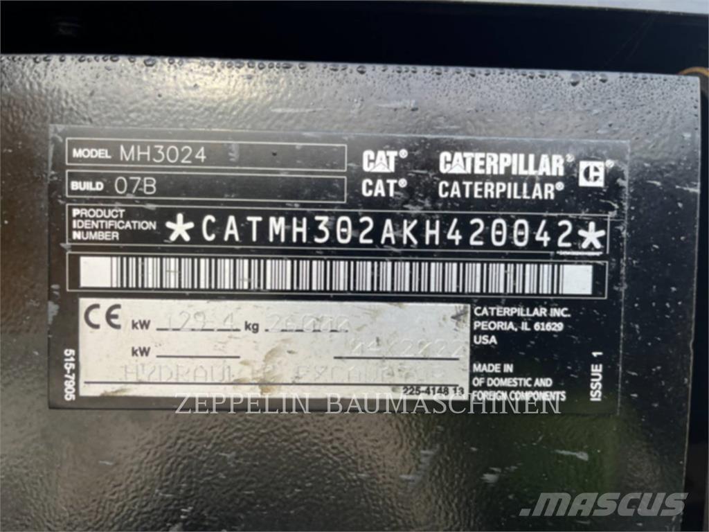 CAT MH3024-07A 解体油圧ショベル