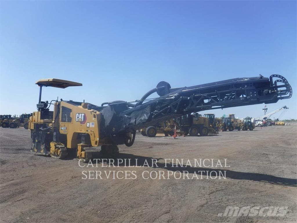 CAT PM312-02 アスファルトコールドミリングマシーン