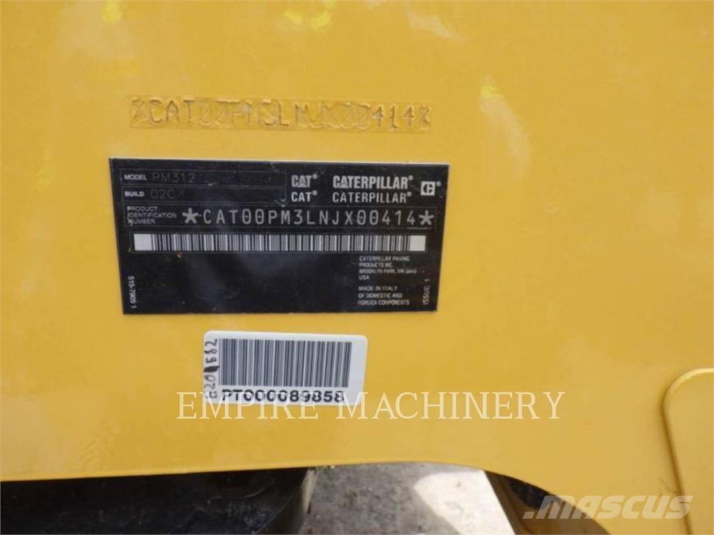CAT PM312-02 アスファルトフィニッシャ