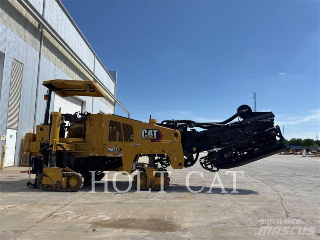 CAT PM313 アスファルトリサイクルマシン