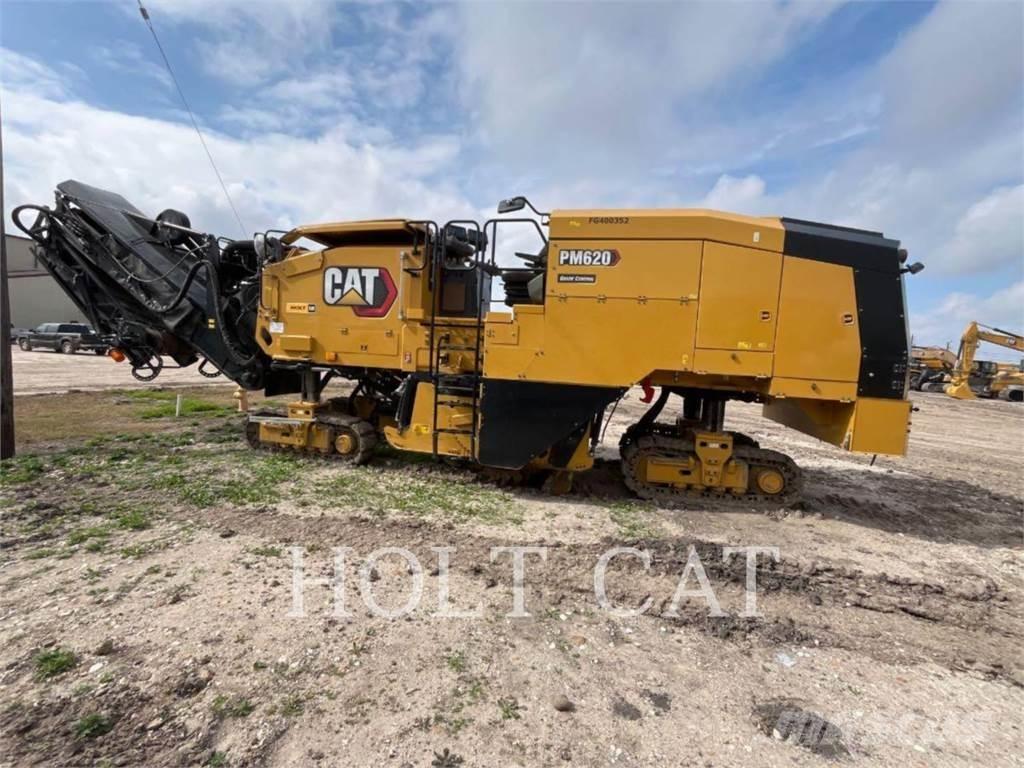 CAT PM620 アスファルトリサイクルマシン