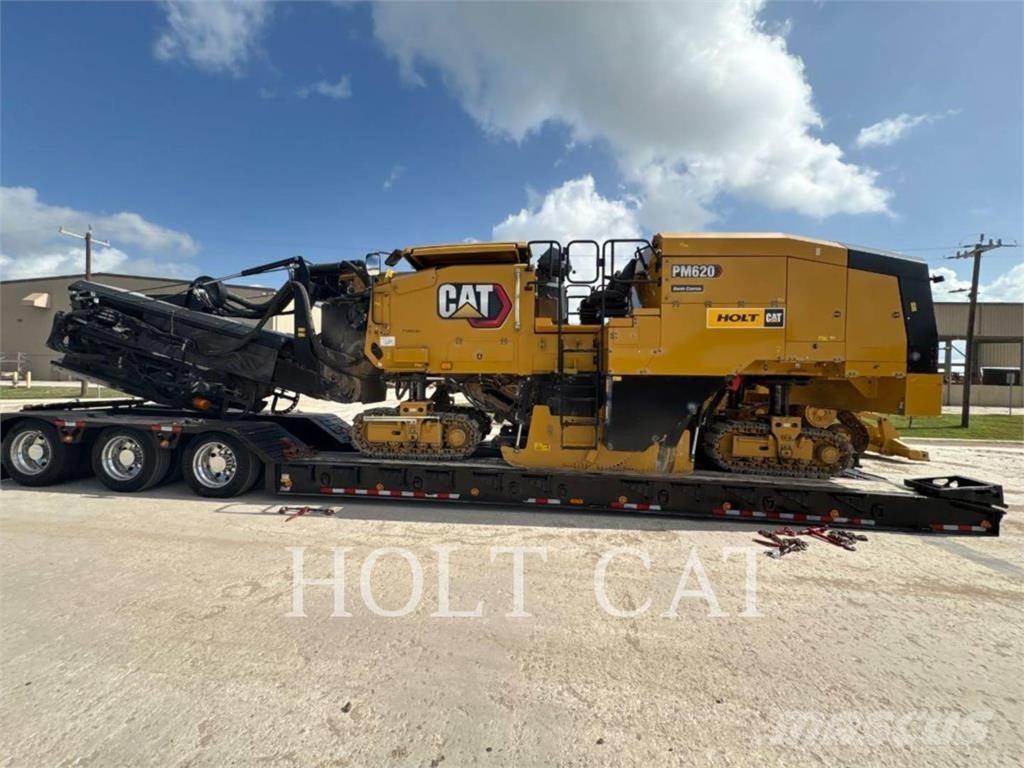 CAT PM620 振動ローラ