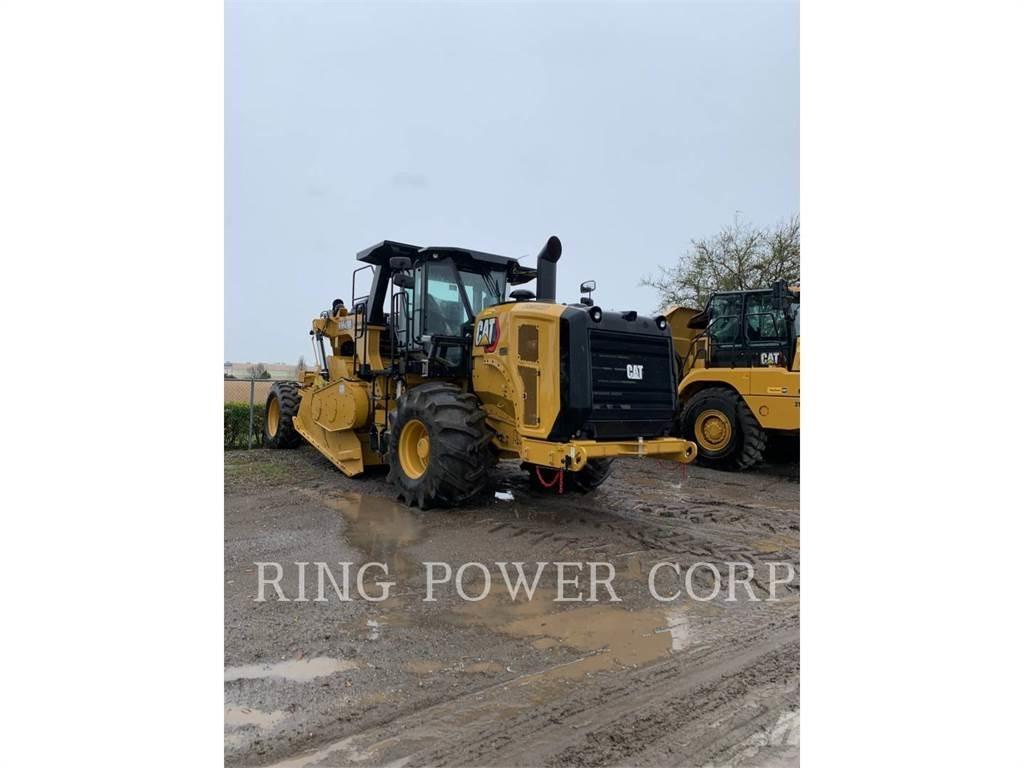 CAT RM400 アスファルトリサイクルマシン