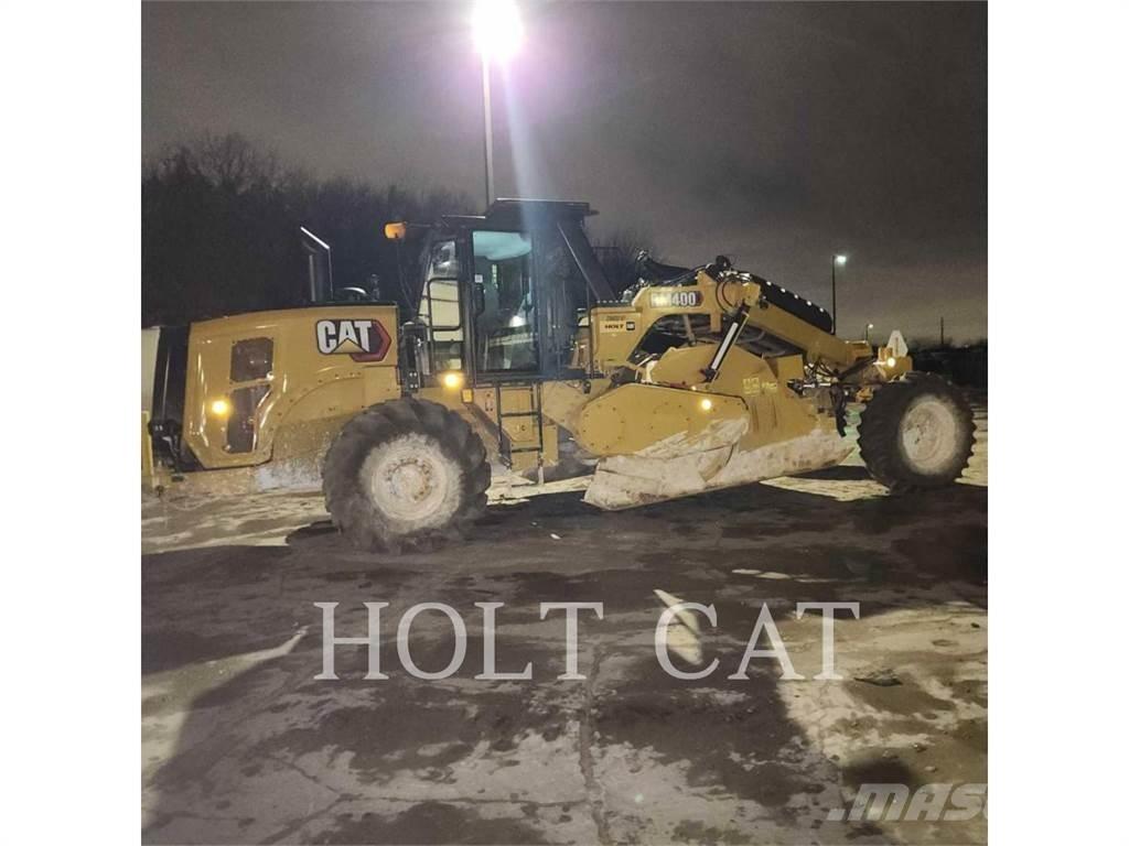 CAT RM400 CAB アスファルトリサイクルマシン