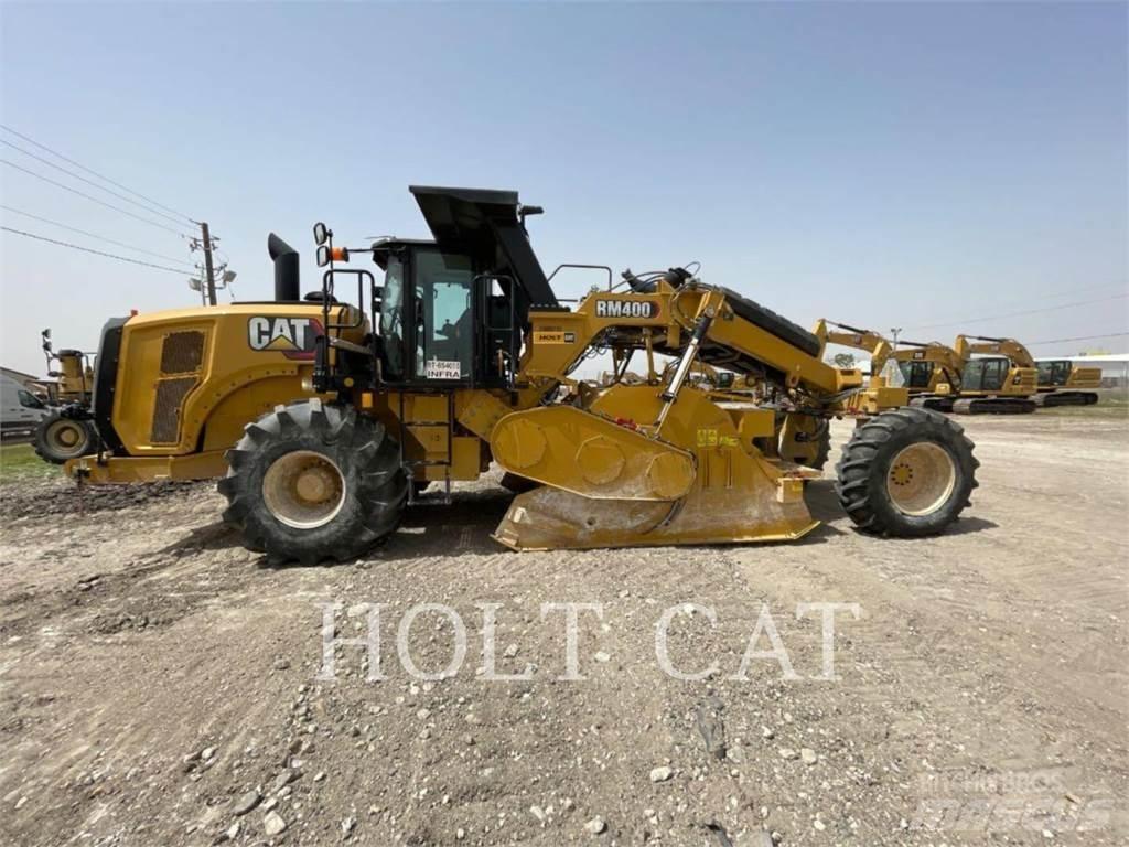 CAT RM400 CAB アスファルトリサイクルマシン