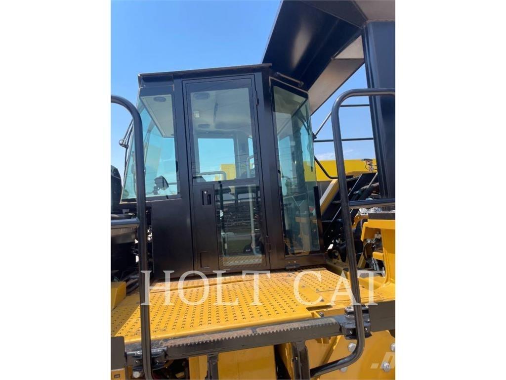 CAT RM500 CAB アスファルトリサイクルマシン