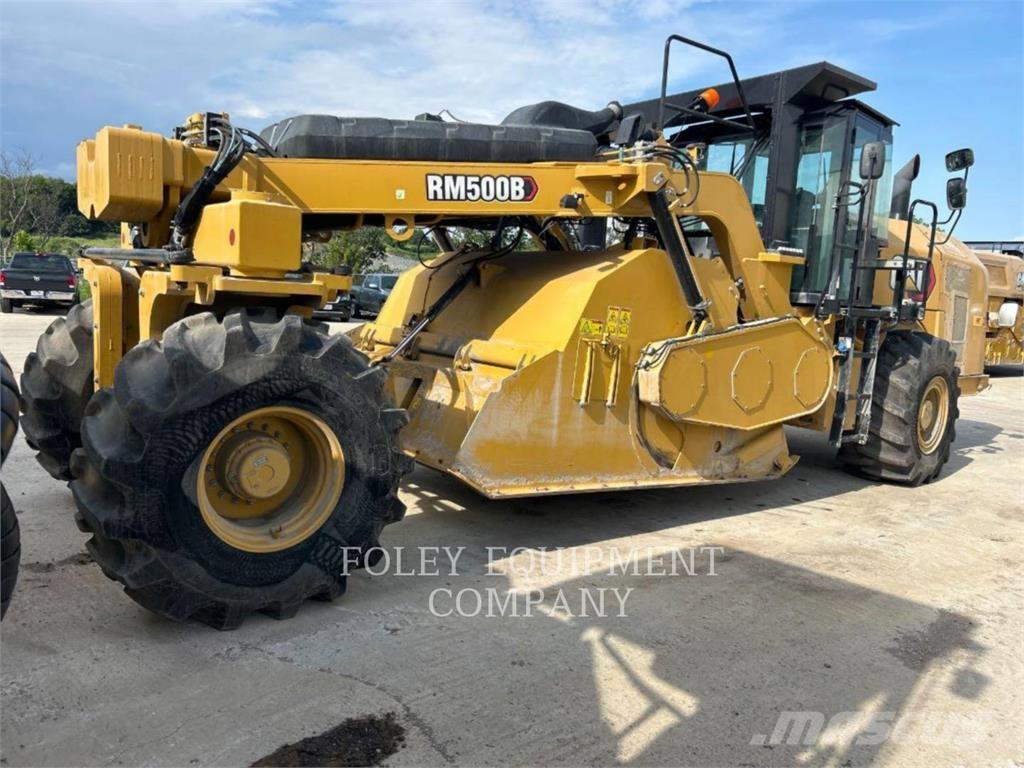 CAT RM500B アスファルトフィニッシャ