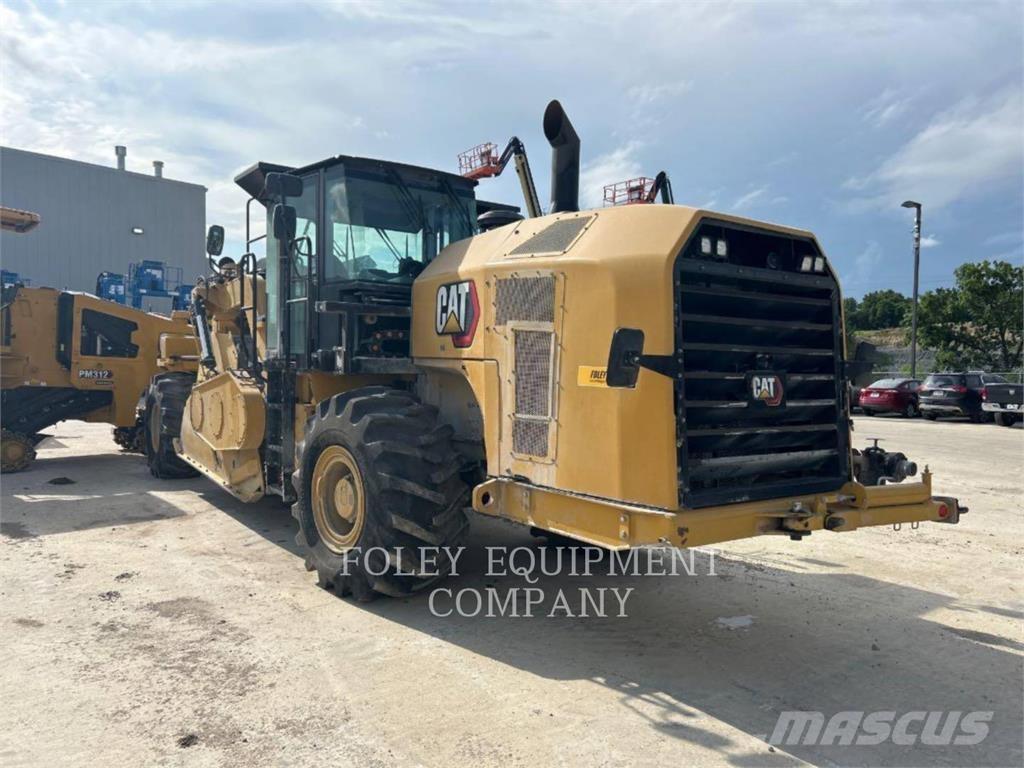 CAT RM500B アスファルトフィニッシャ
