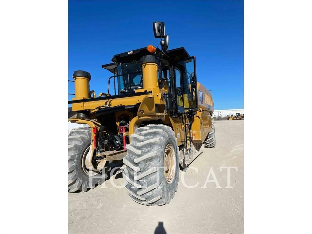 CAT RM600 CAB アスファルトリサイクルマシン