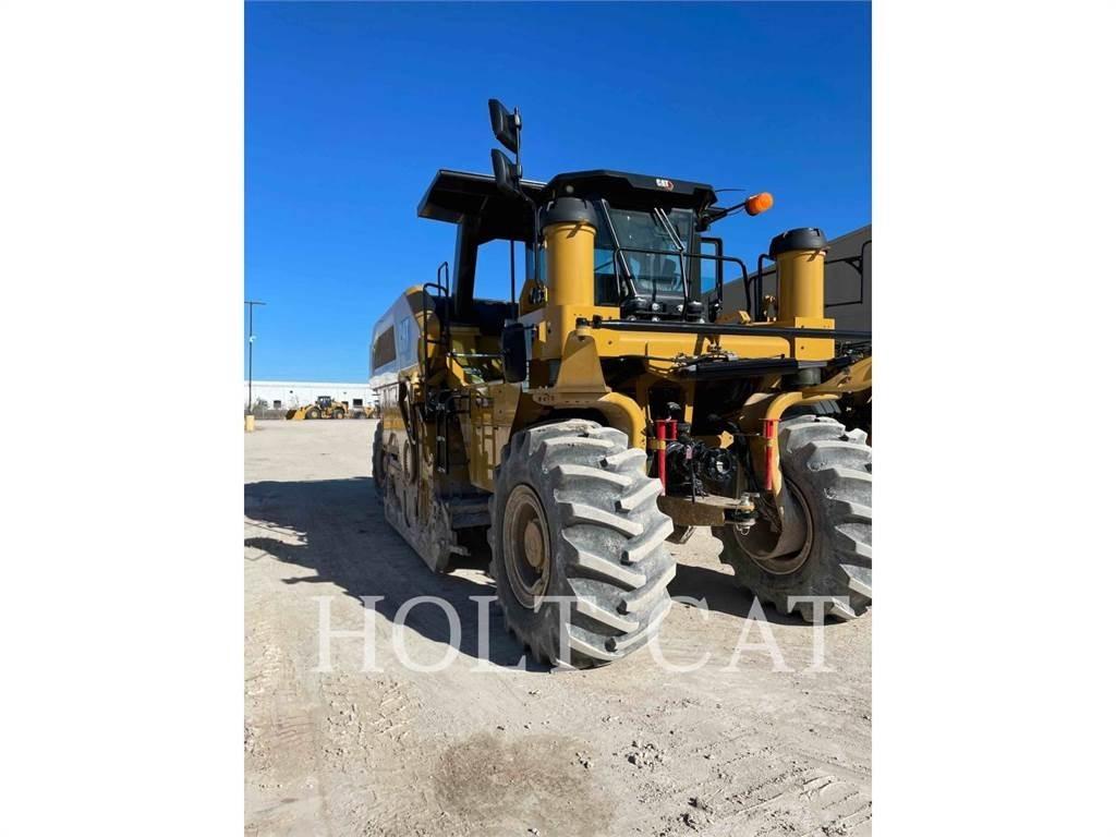 CAT RM600 CAB アスファルトリサイクルマシン