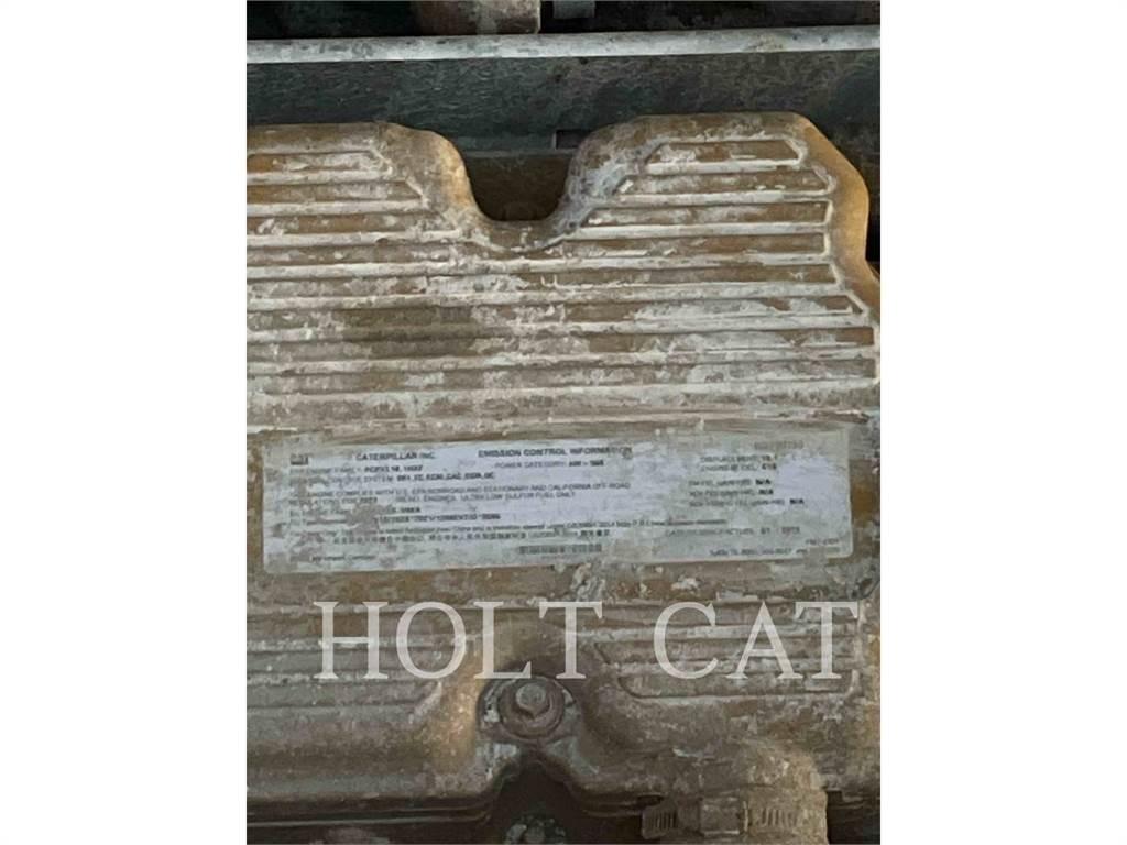 CAT RM800 アスファルトリサイクルマシン