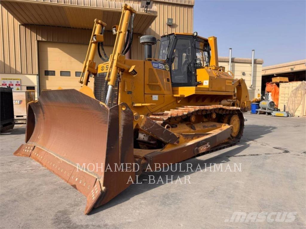 CAT SEM 832F ブルドーザー