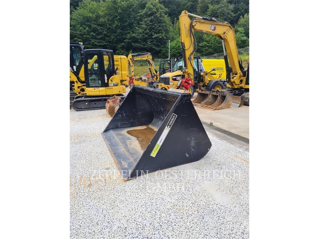 CAT TH 414 テレスコーピックハンドラー