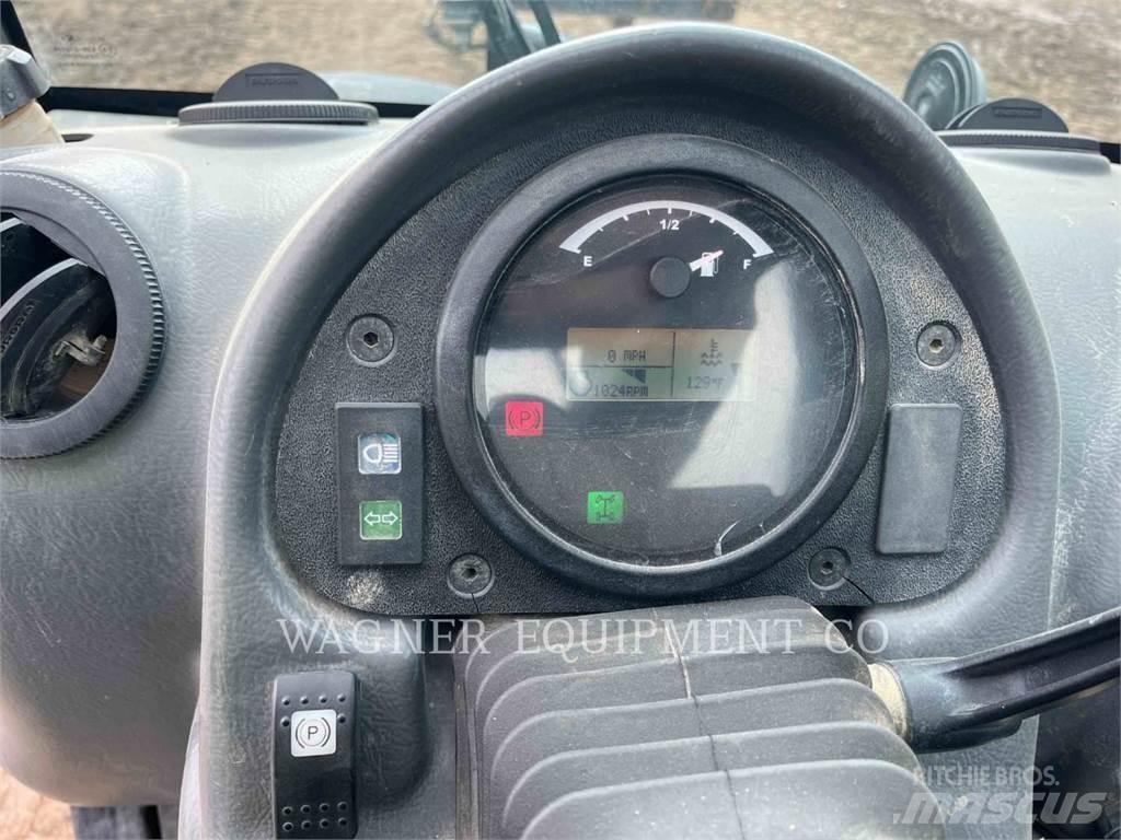 CAT TH255C テレスコーピックハンドラー