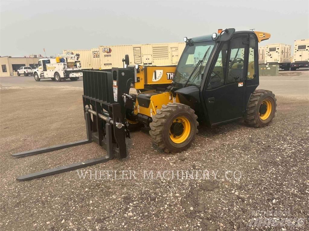 CAT TH255C CB テレスコーピックハンドラー