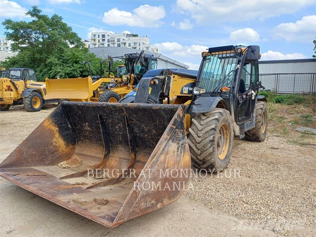 CAT TH3510D テレスコーピックハンドラー