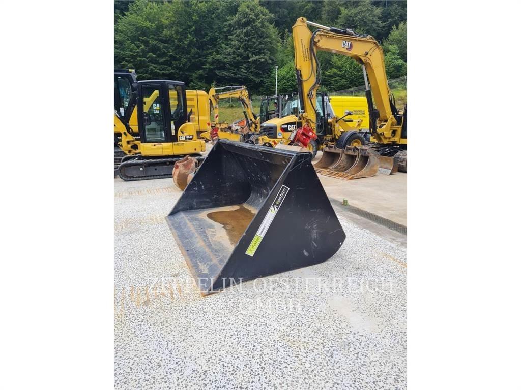 CAT TH414 テレスコーピックハンドラー
