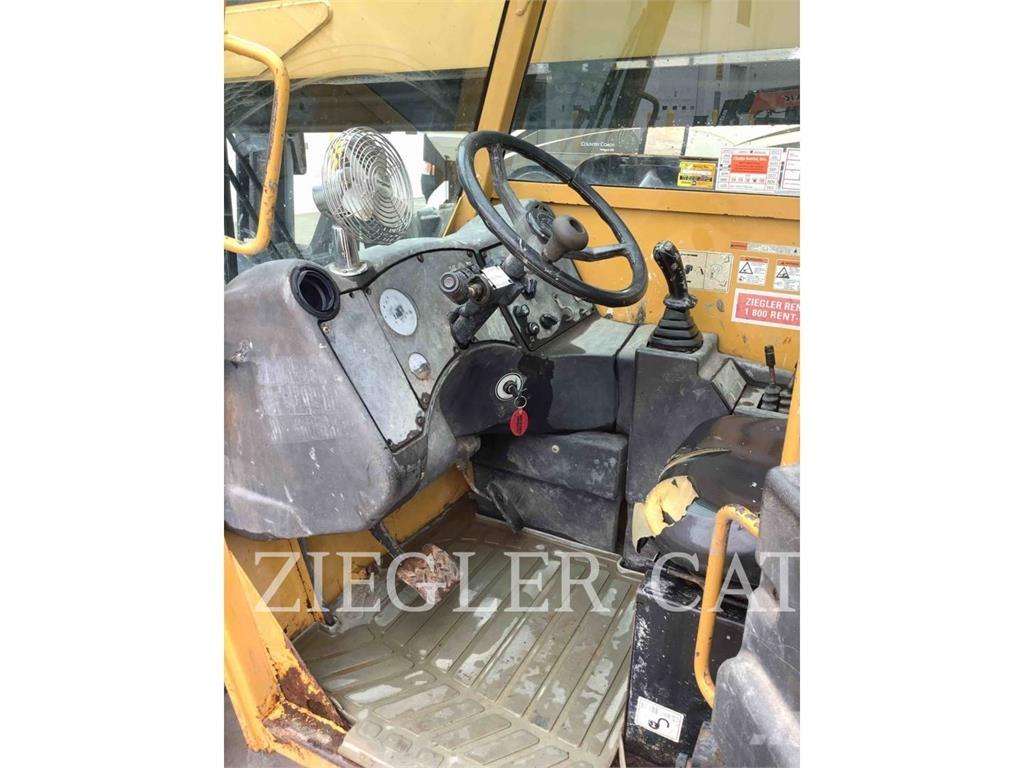 CAT TL1055 テレスコーピックハンドラー