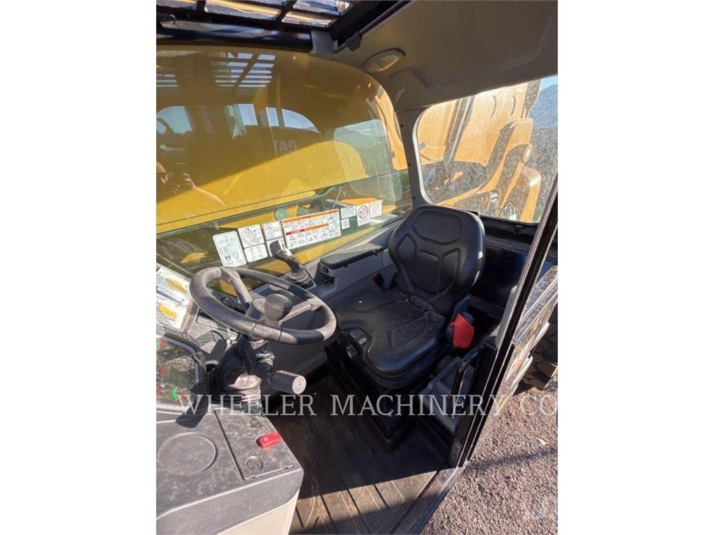 CAT TL1255 CAN テレスコーピックハンドラー