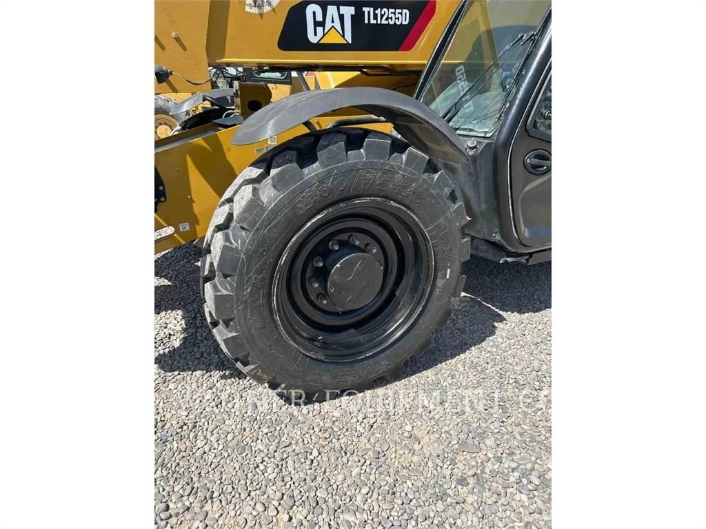 CAT TL1255D テレスコーピックハンドラー