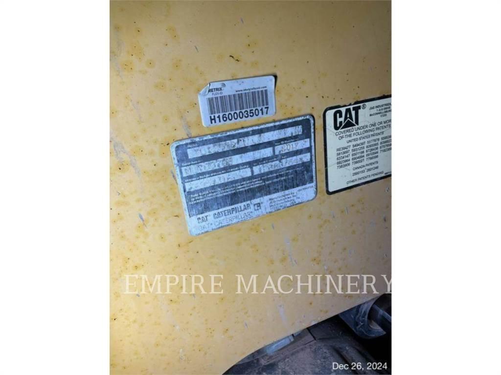 CAT TL1255D テレスコーピックハンドラー
