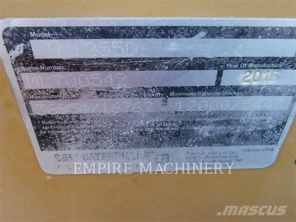CAT TL1255D テレスコーピックハンドラー