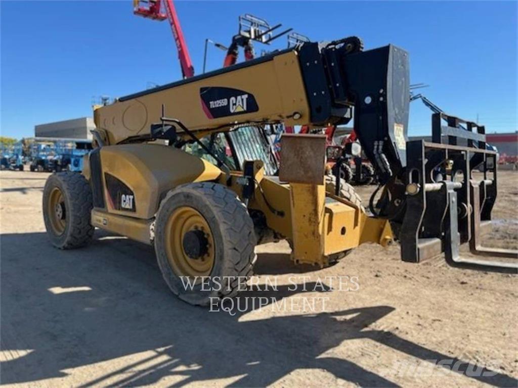 CAT TL1255D テレスコーピックハンドラー