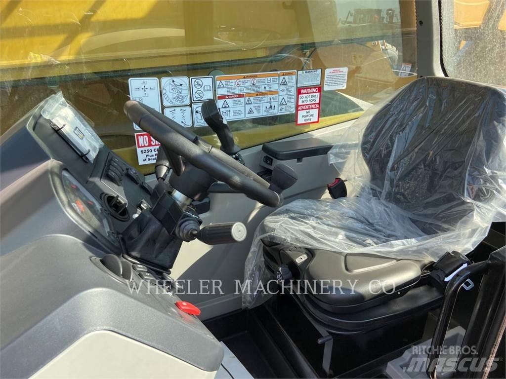 CAT TL1255D CB テレスコーピックハンドラー