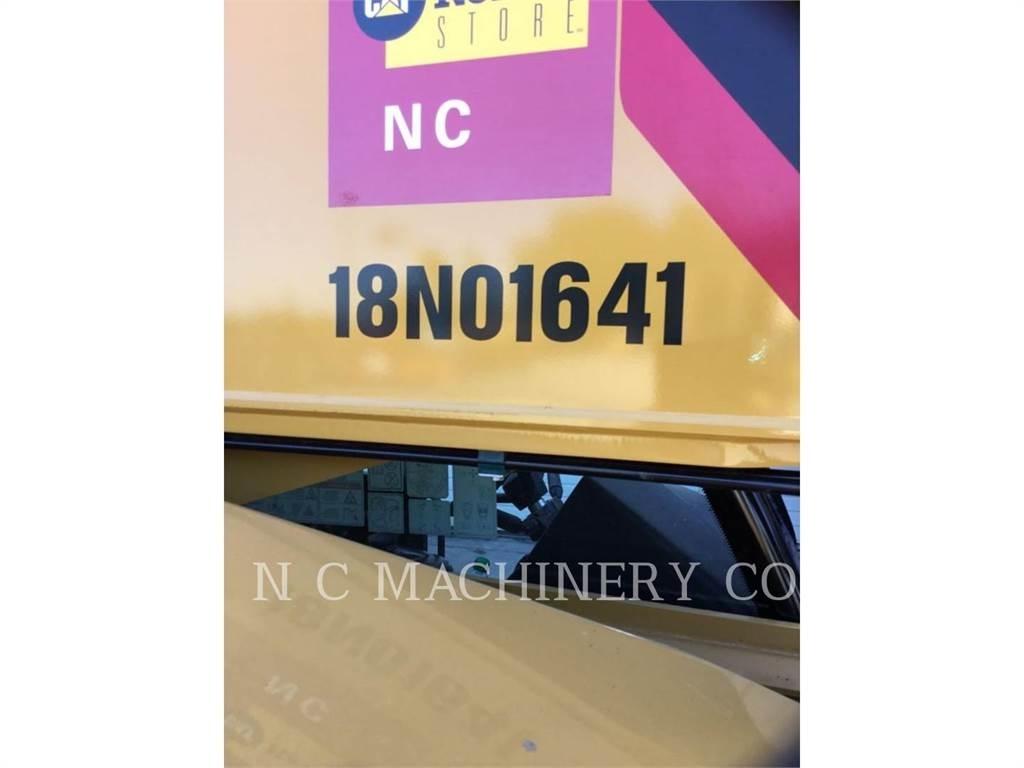 CAT TL1255D CN テレスコーピックハンドラー