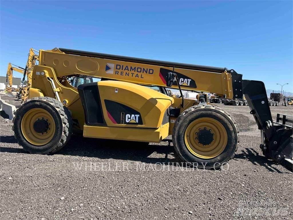CAT TL943D CB テレスコーピックハンドラー