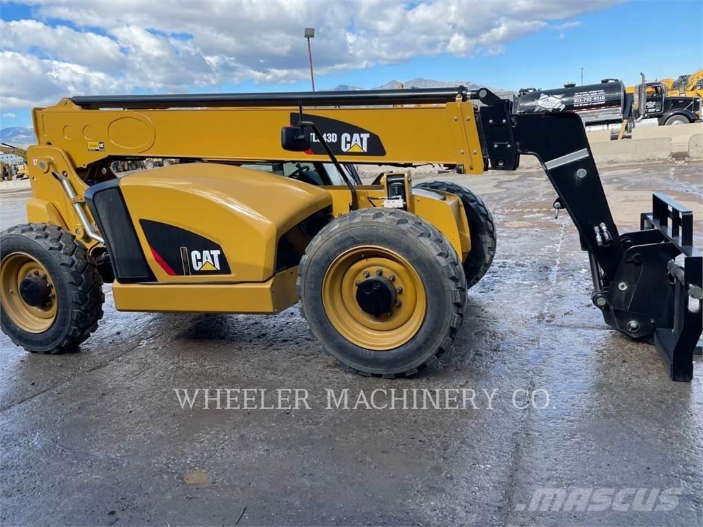 CAT TL943D CB テレスコーピックハンドラー