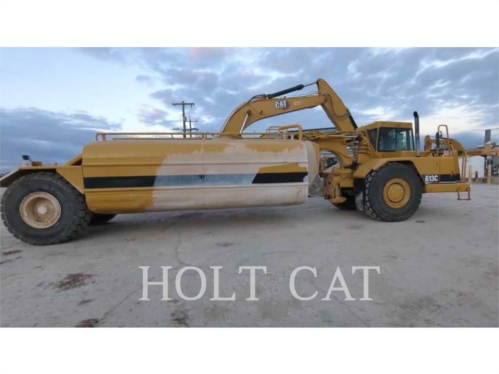 CAT W00 613C タンカートラック