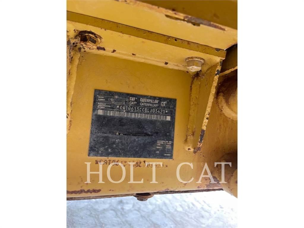 CAT W00 613C スクレイパー