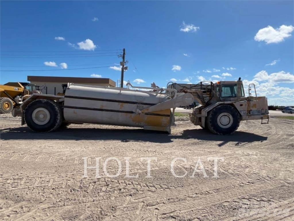 CAT W00 613CII スクレイパー