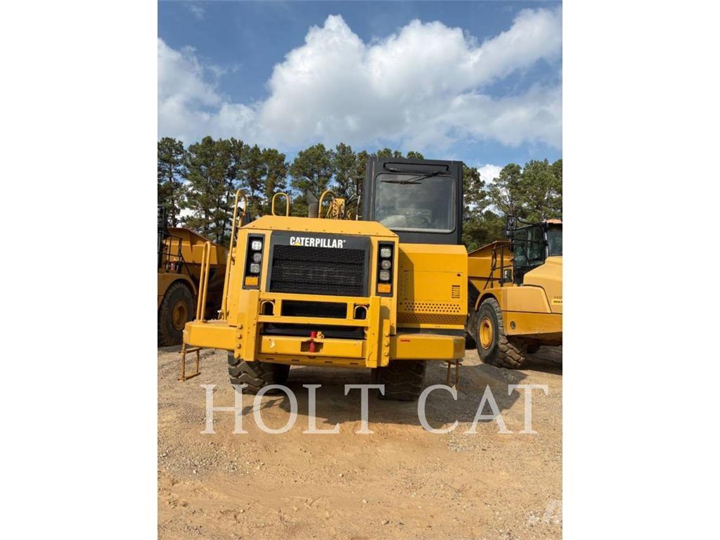 CAT W00 621G スクレイパー