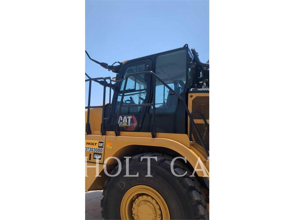CAT W00 730 アーティキュレート式ダンプトラック