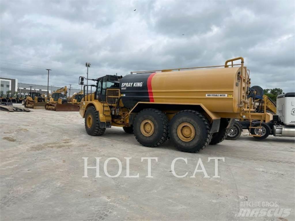 CAT W00 740GC タンカートラック