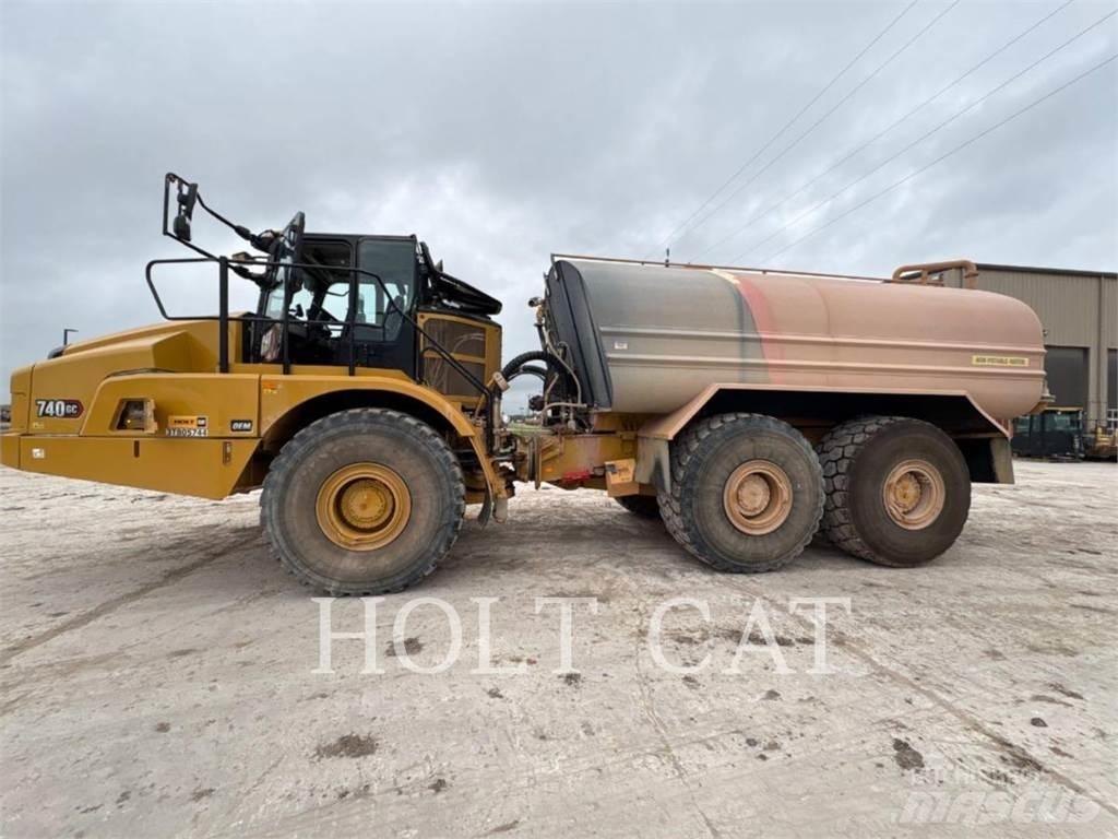CAT W00 740GC タンカートラック